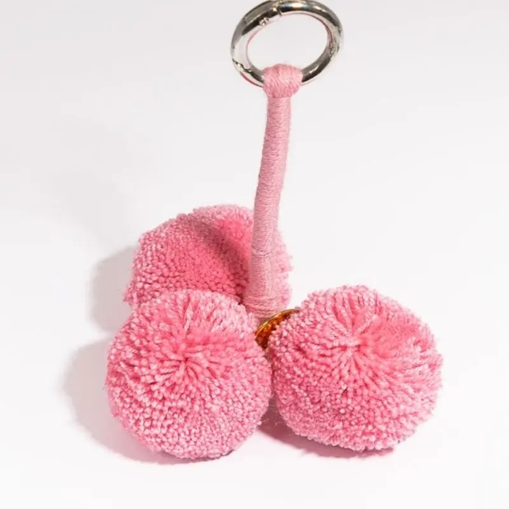 Colorful Pompom Wayuu Keychains - Picture 3 of 8